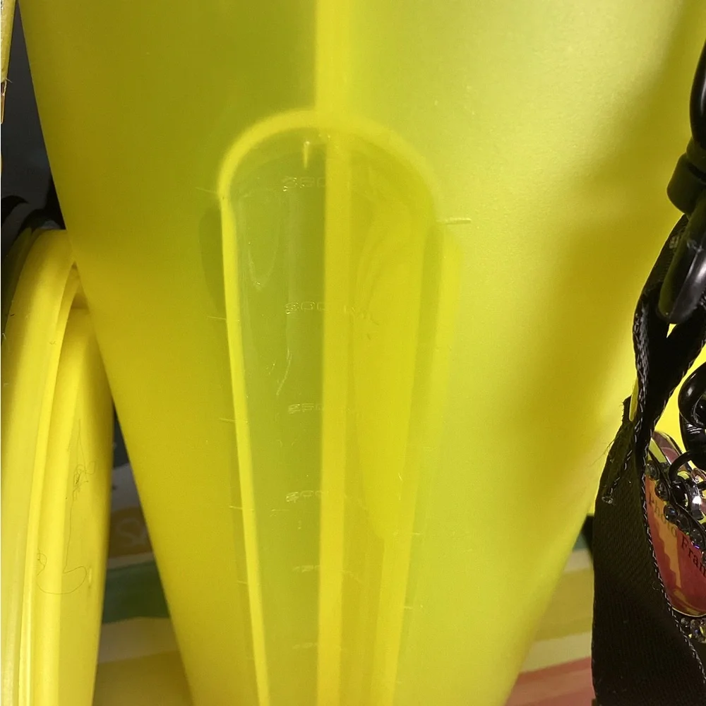 NWOT - Yellow Pet Water & Food Bottle w/Black Crossbody Strap!!!